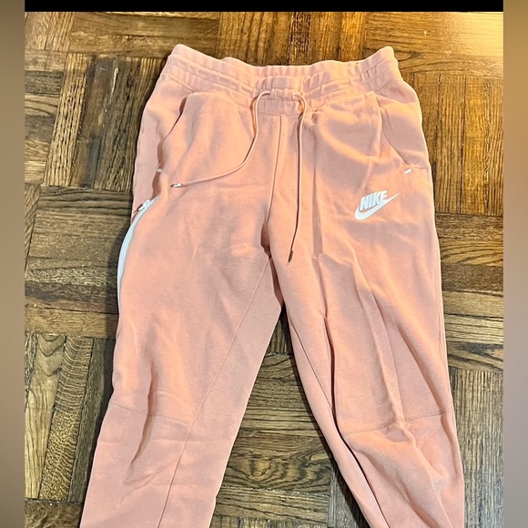 Nike Woman SweatPants - Picture 1 of 1
